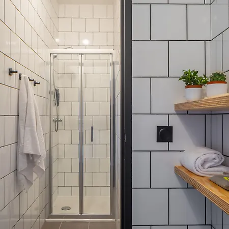 Eklo Centre Gare מלון קלרמונט-פרנד