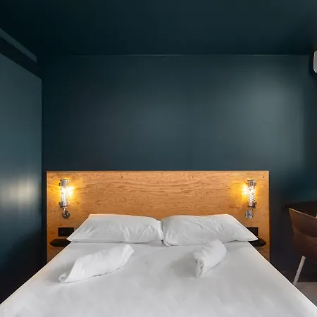 Hotell Eklo Centre Gare Clermont-Ferrand
