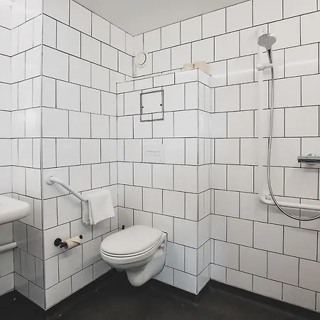 מלון Eklo Centre Gare קלרמונט-פרנד