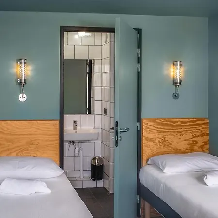 Eklo Centre Gare מלון