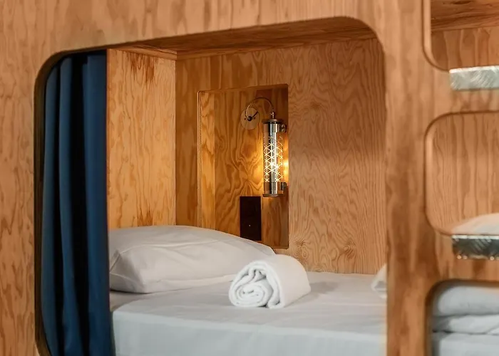 Eklo Centre Gare Отель *