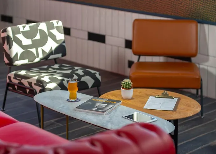 Отель Eklo Centre Gare Клермон-Ферран